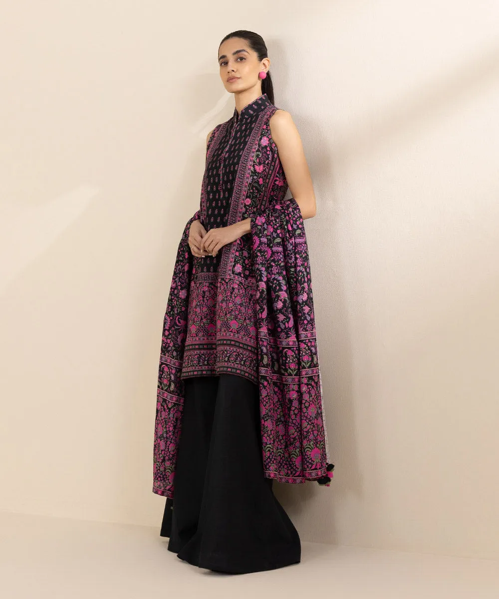 3 Piece - Printed Light Khaddar Suit