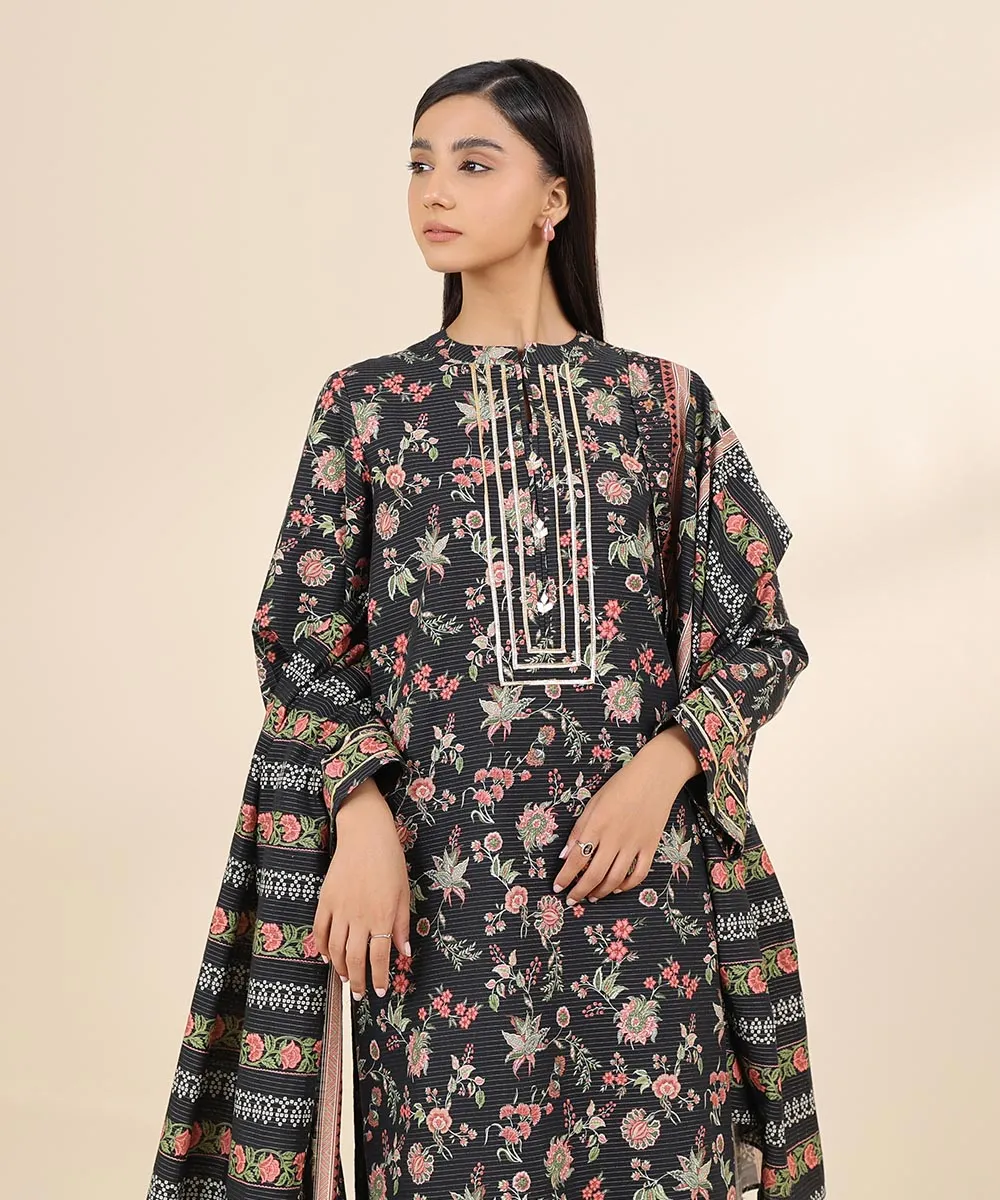 3 Piece - Printed Zari Khaddar Suit