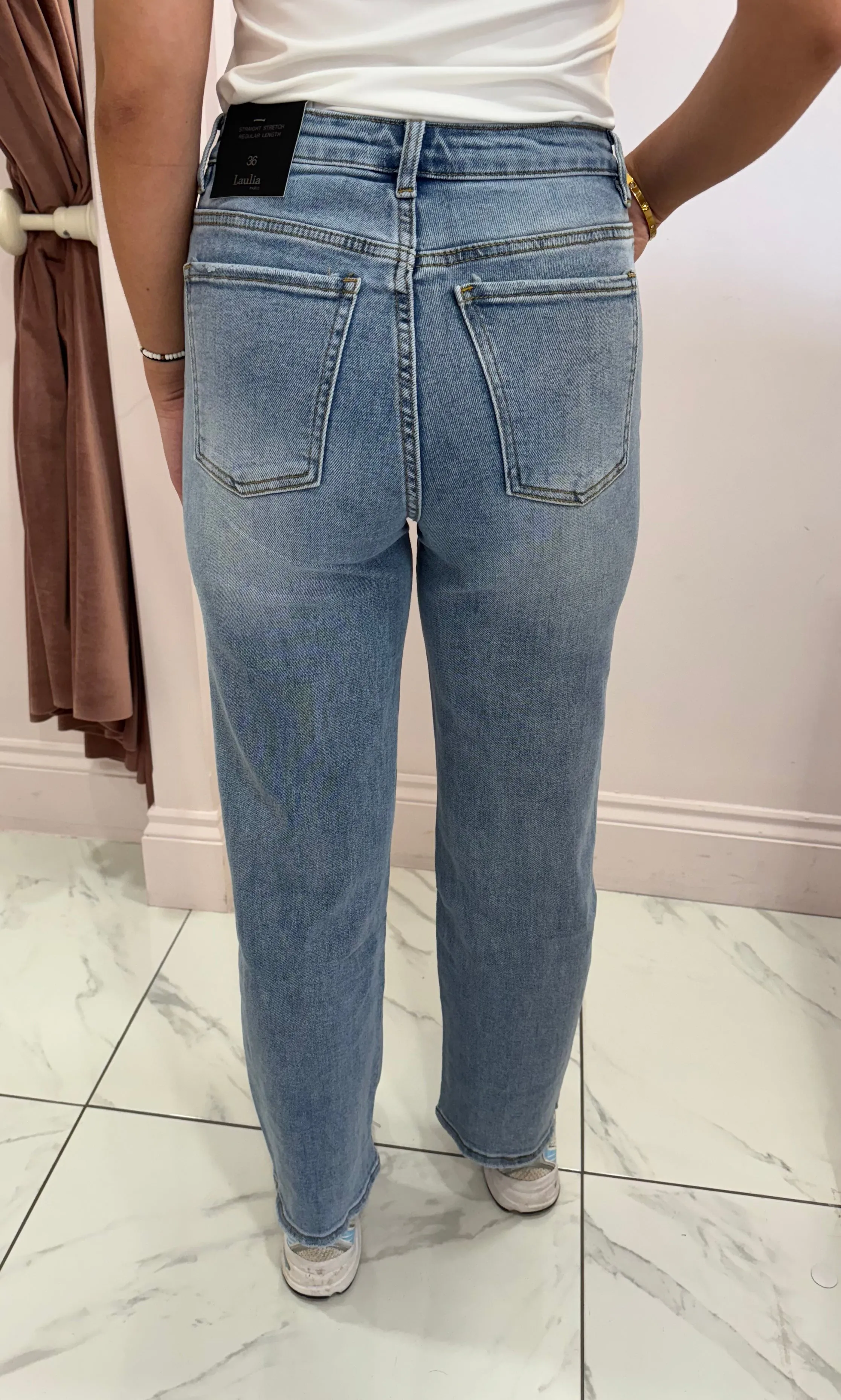 Alicia Straight Stretch Regular Jeans