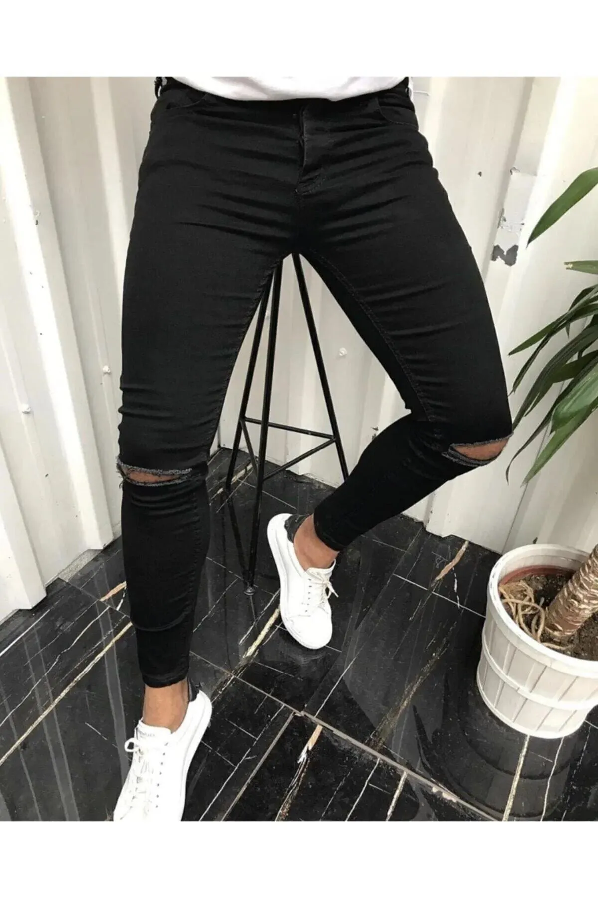 Black Ripped Skinny Jeans 999