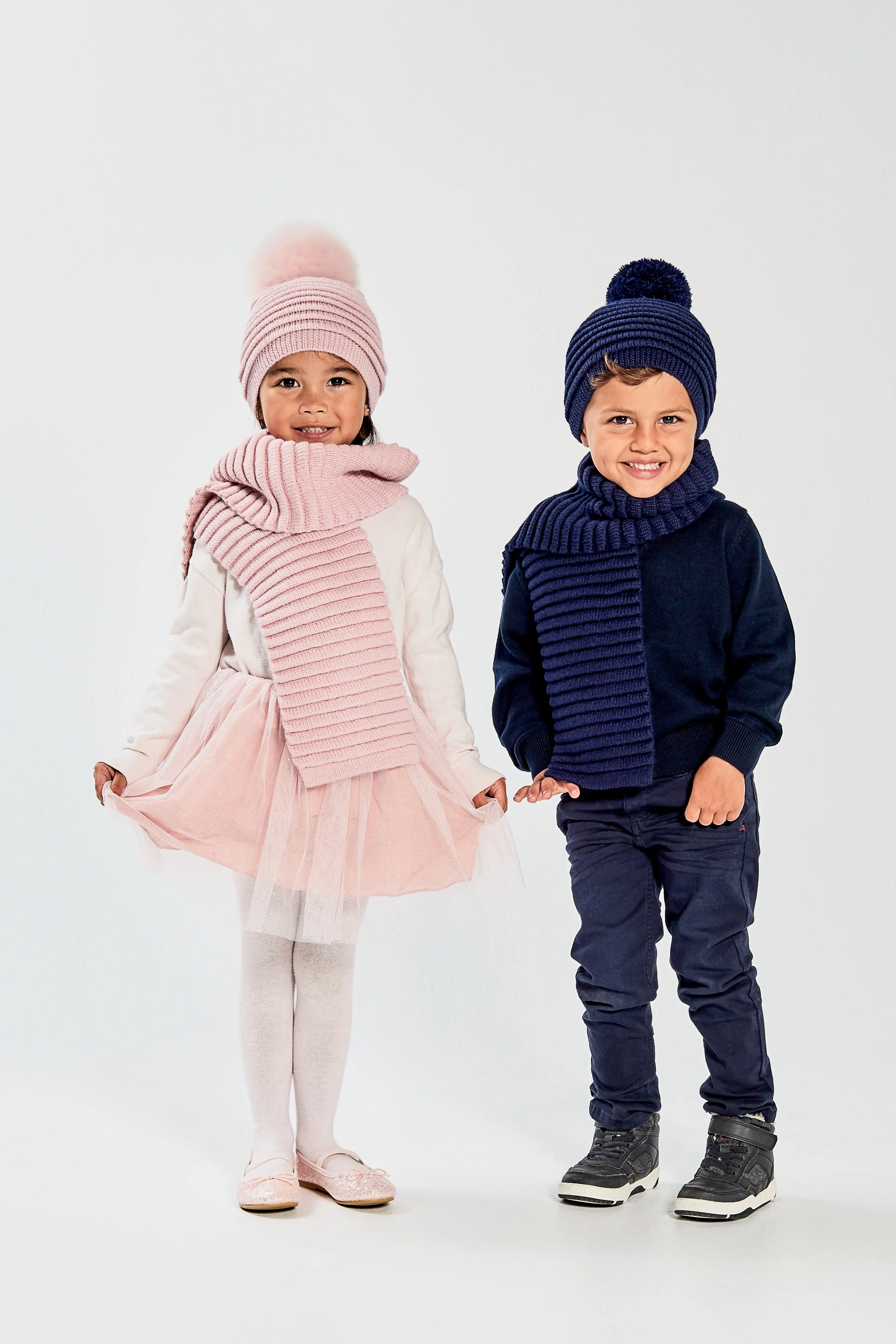 Kids (4-5 Years) Ribbed Hat with Oversized Knit Pompon