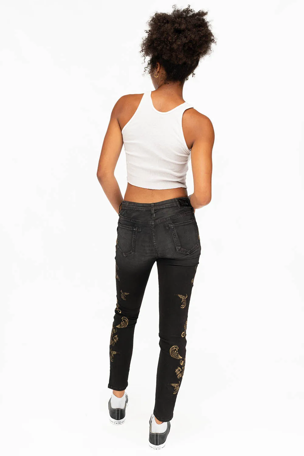 MID RISE WOMENS JEANS WITH GOLD EMBROIDERY IN LA BLACK