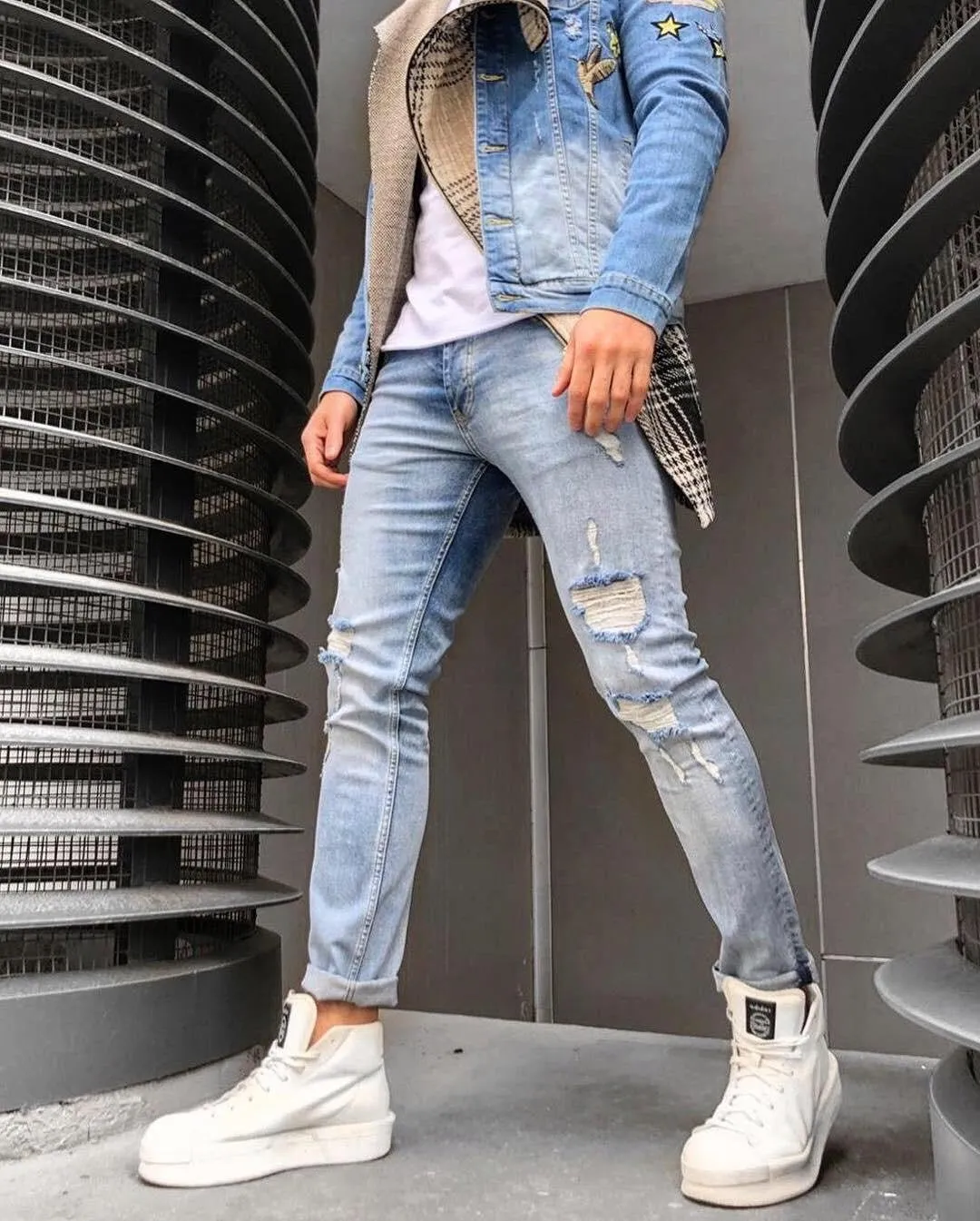 Sneakerjeans - Blue Washed Ripped Ultra Skinny Jeans B329