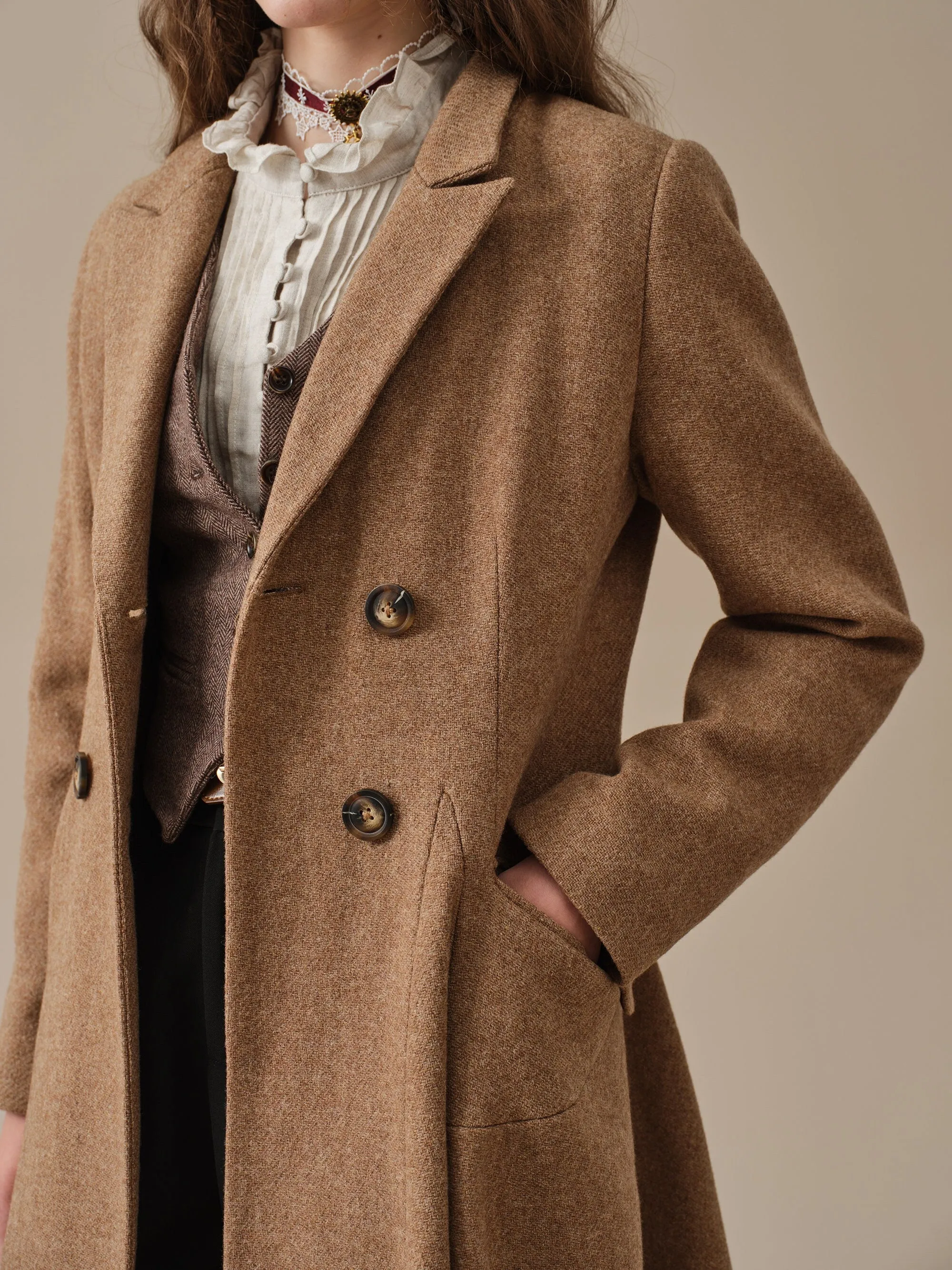 The Roman Holiday 17 | 100% wool classic coat