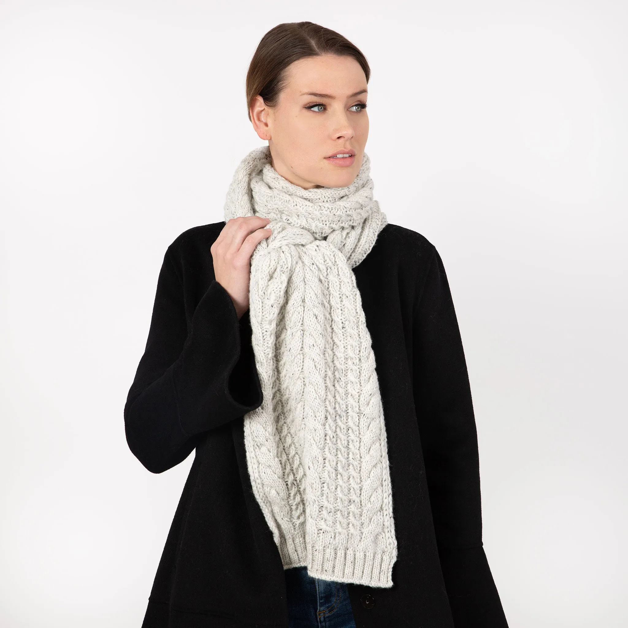 Women’s Cable Knit Scarf with Marl Yarn